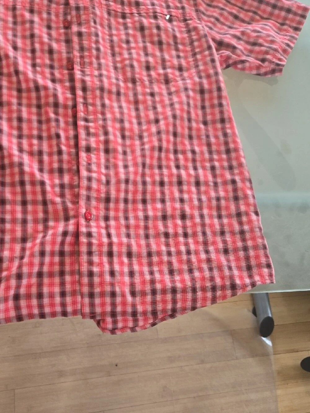 The North Face Men's Red Plaid Short-Sleeve Button-Down Shirt
